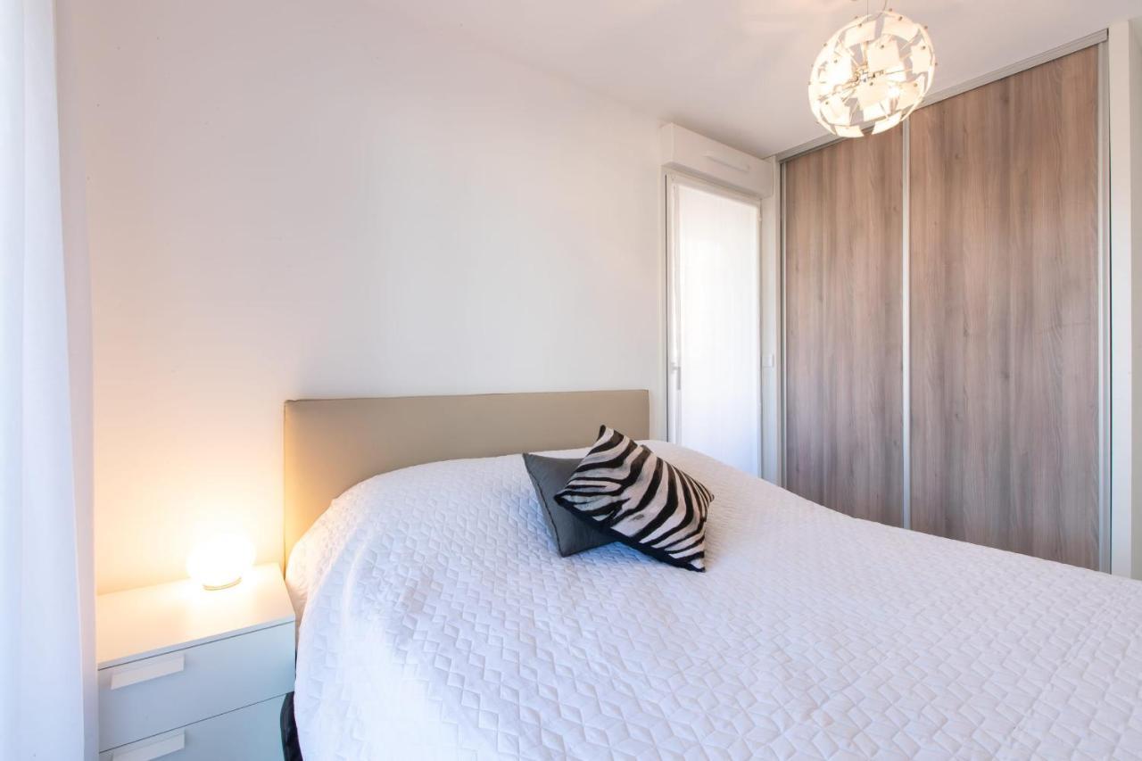 Renovated 2-Br Apartment With Terrace And Pool Cannes Exterior photo