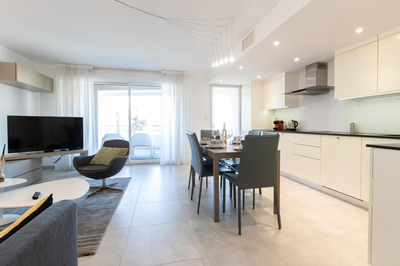 Renovated 2-Br Apartment With Terrace And Pool Cannes Exterior photo